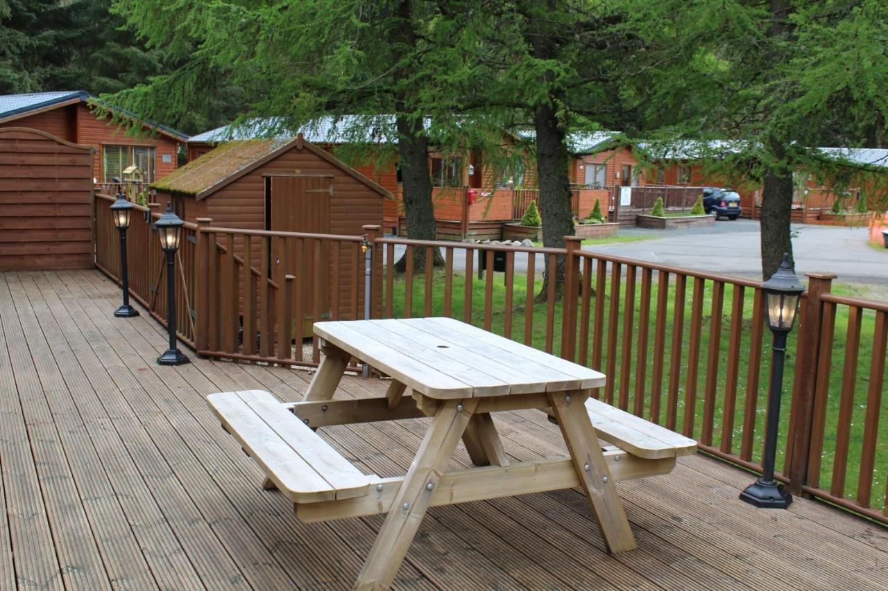 Lazy Days Lodge Glendevon Kültér fotó